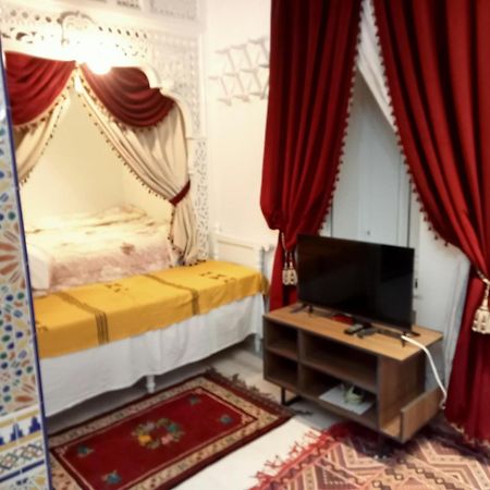 Chez Mme Jaouida Bed & Breakfast เครูอัน ภายนอก รูปภาพ